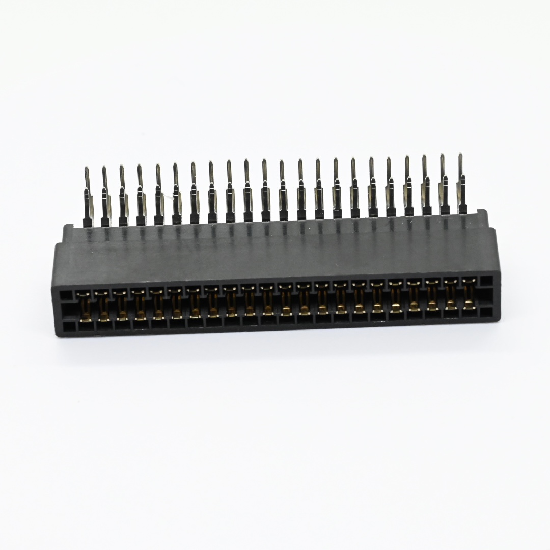 ECCR-44-B-3.8-S0-D-A-04+2.54mm Slot Right Angle DIP Connectors（3）