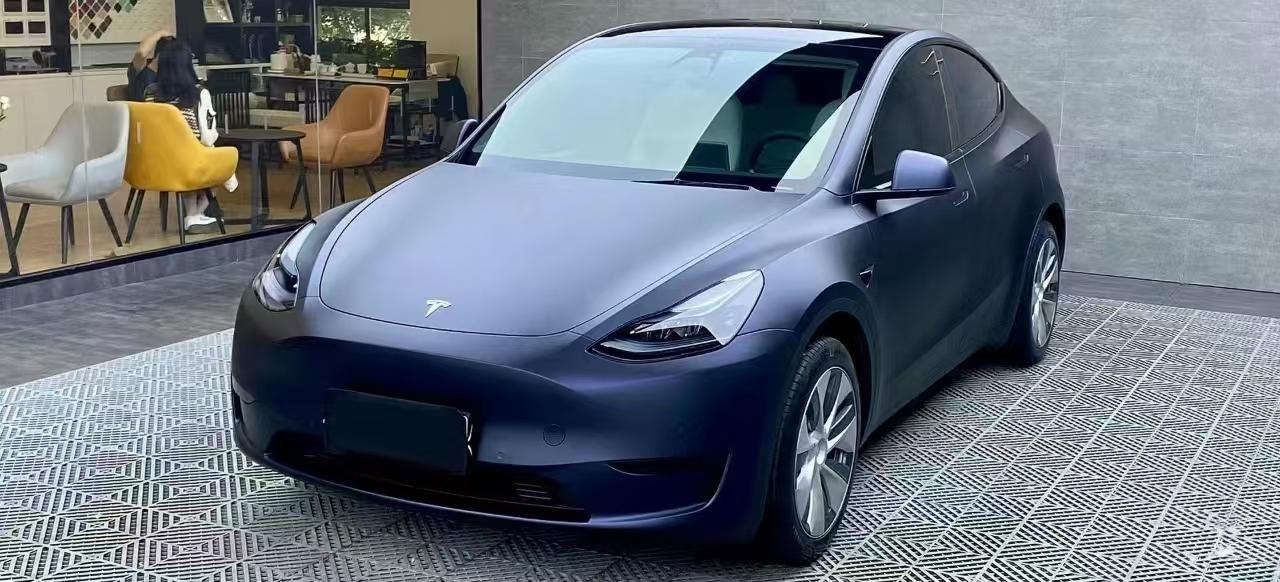 matte blue car wrap vinyl