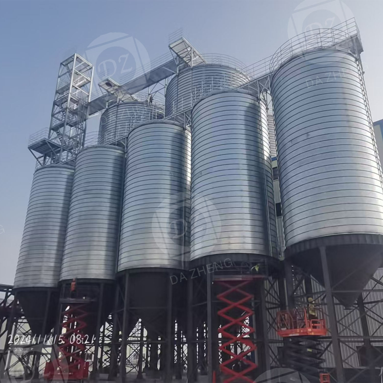 Spiral steel plate silo for grain storage