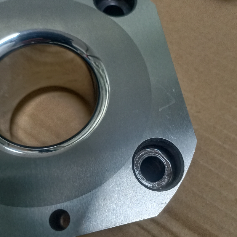 Tungsten steel stretching die