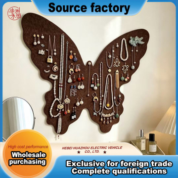 Butterfly-shaped felt jewelry storage board