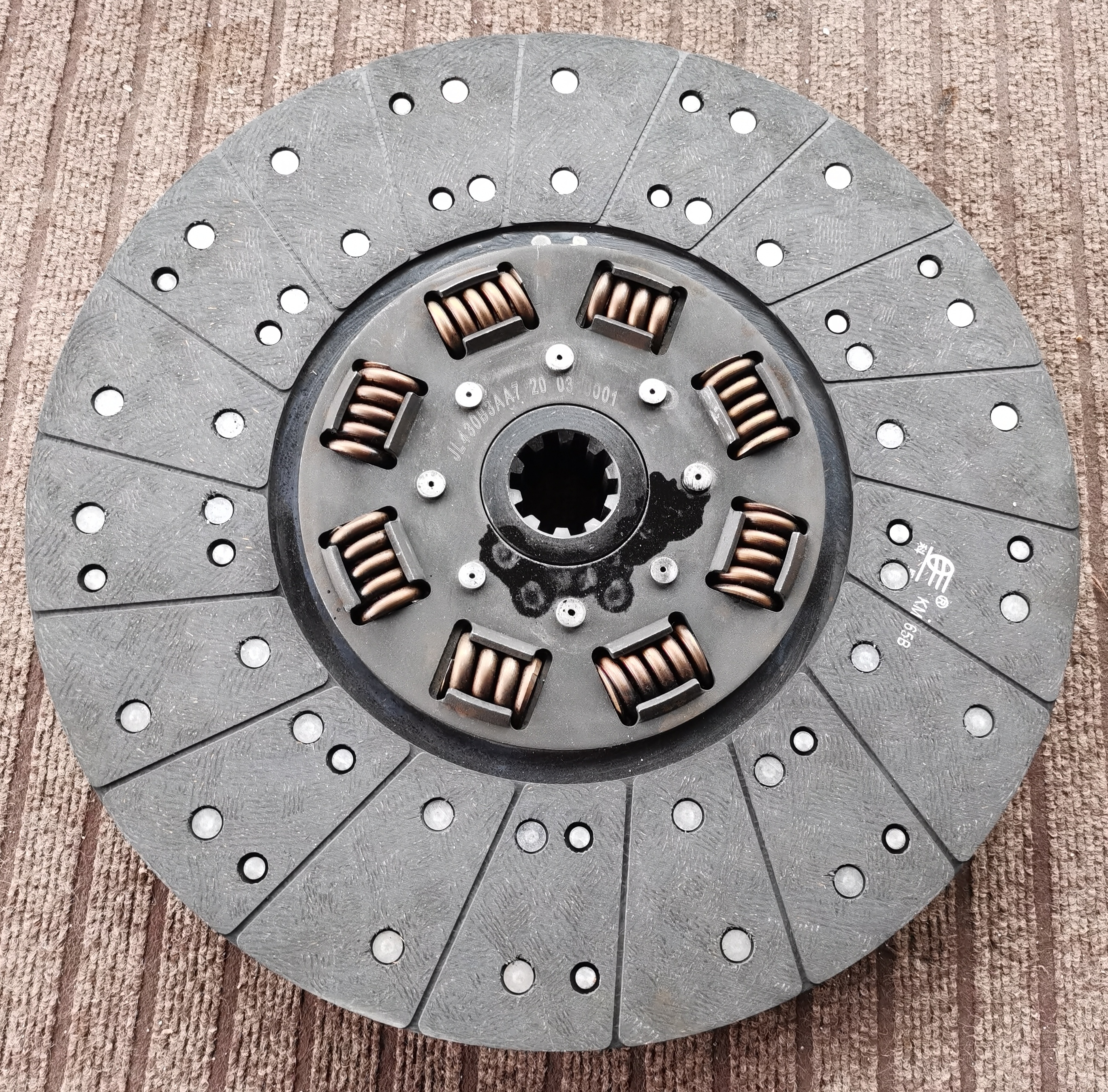 A222300000040 Clutch Disc Assembly for crane truck