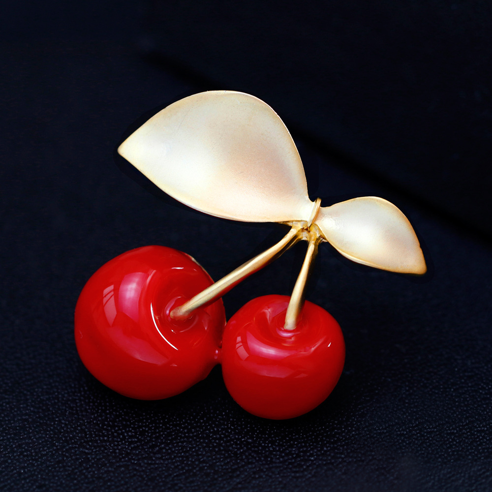 Customize the new jewelry han edition small pure and fresh cherry fruit brooch joker xionghua spot