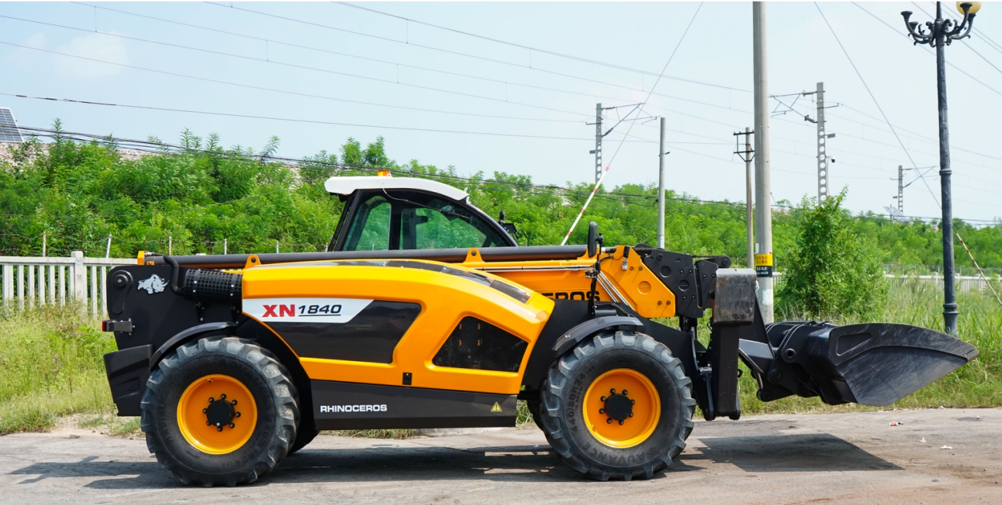 Rhinoceros 18m telehandler high-lift fork loader