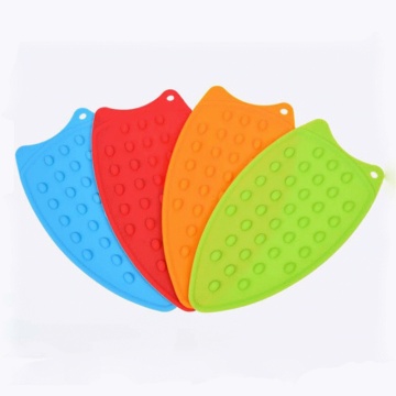 2020 New Creative Silicone Iron Hot Protection Rest Pad Mat Rest Ironing Pad Insulation Boards Safe Surface Iron Stand Mat Hot
