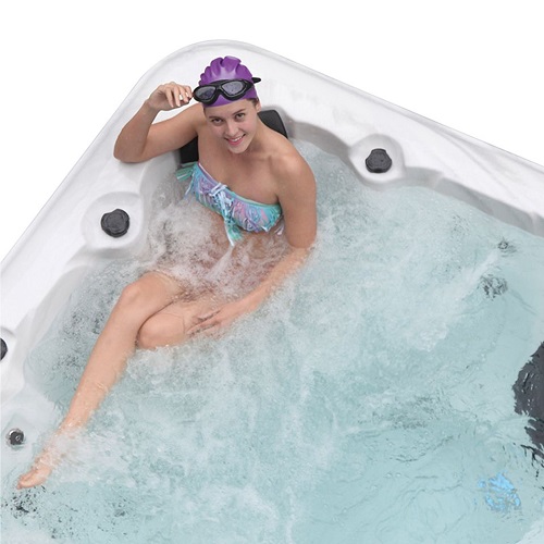 best luxury hot tubs