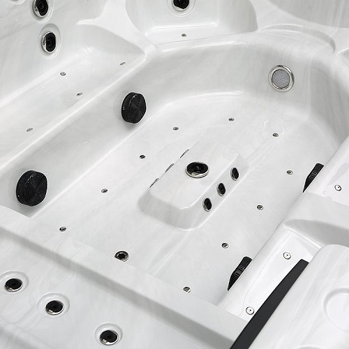 hot tub feature