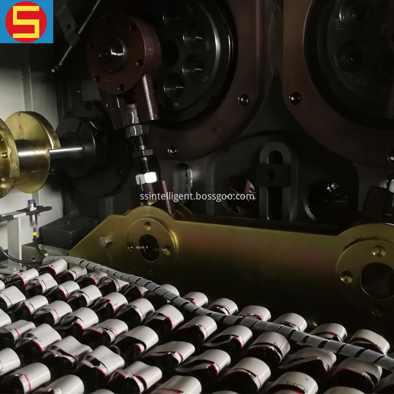 Jacquard Weaving Loom The Inner Structure