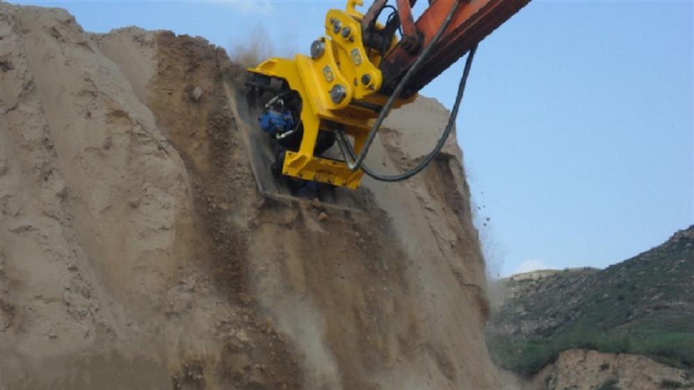 Hydraulic Compactor Plate7