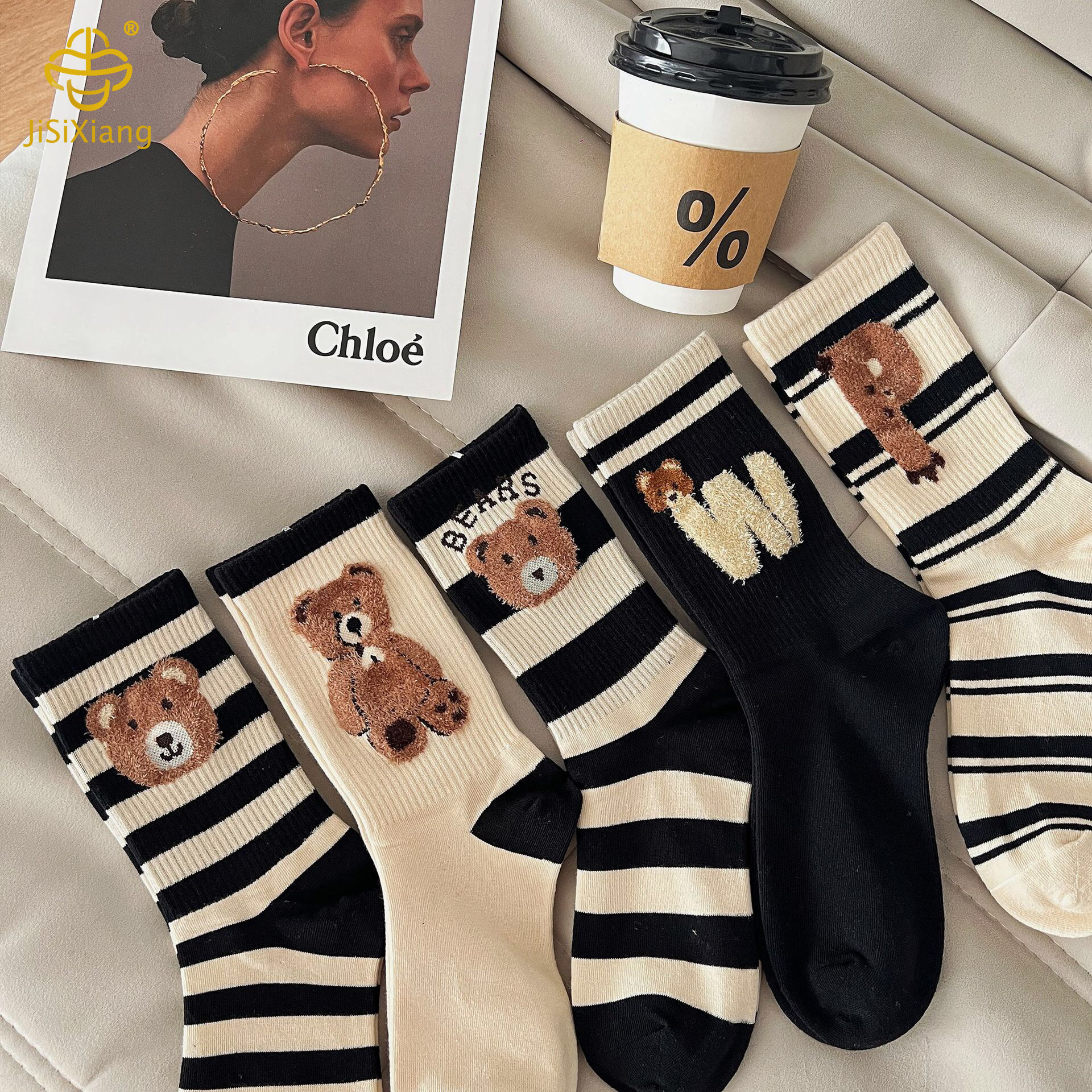 Korean version of Little Bear mid tube socks pile socks student sports socks