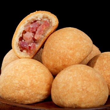 Traditional Yunnan Golden Ham Filled Pastry