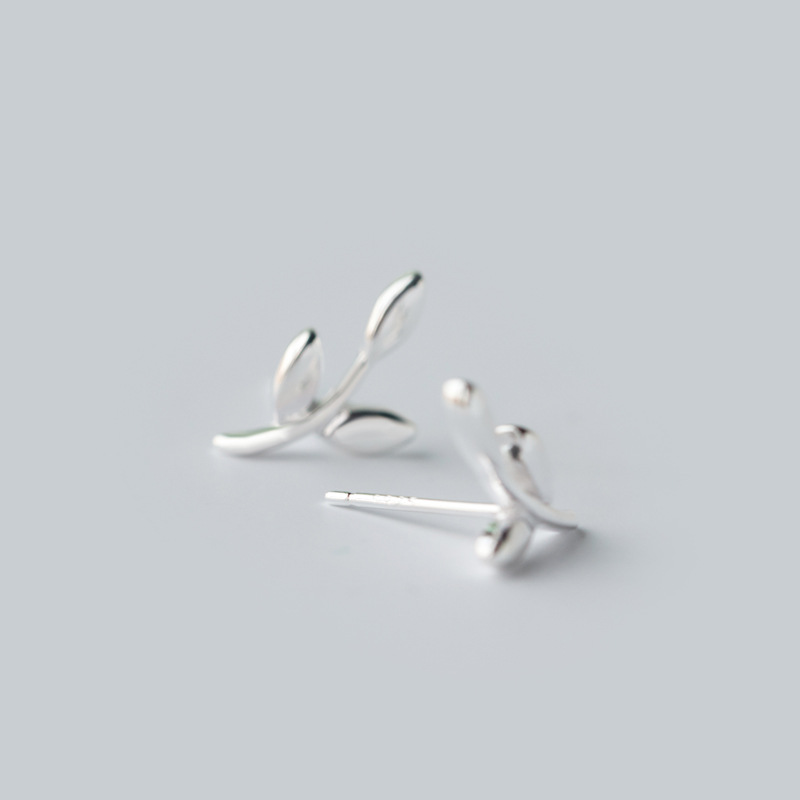 MloveAcc 925 Sterling Silver Leaf Ear Jewelry Tiny Stud Earrings Women Dainty Leaves Small Earrings Studs Brinco