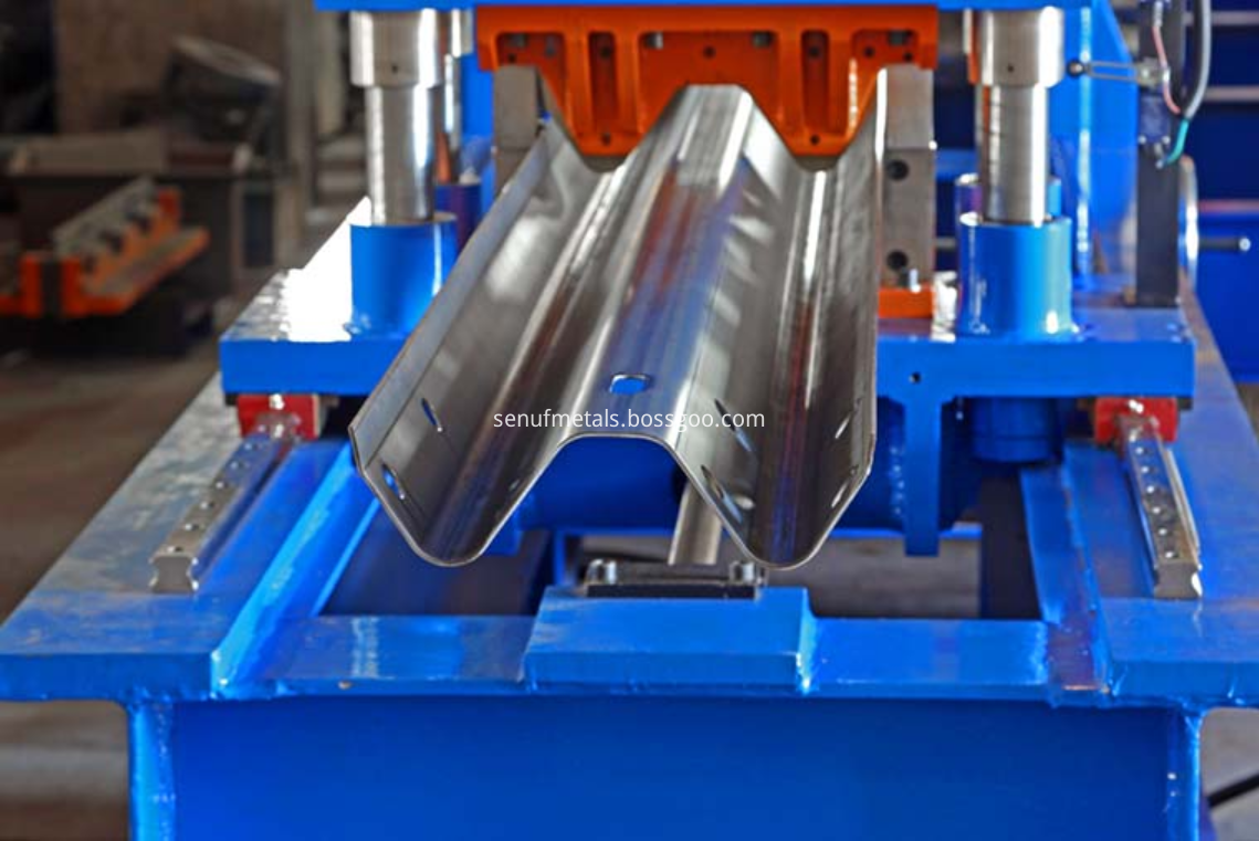 highway guardrail forming machine cutter
