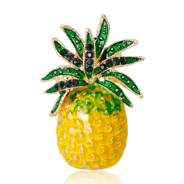 New fashion fruit han edition summer small brooch joker drip fresh pineapple corsage spot