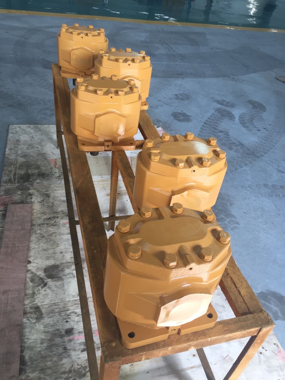 hydraulic pump price 07448-66107 for bulldozer D355A-3