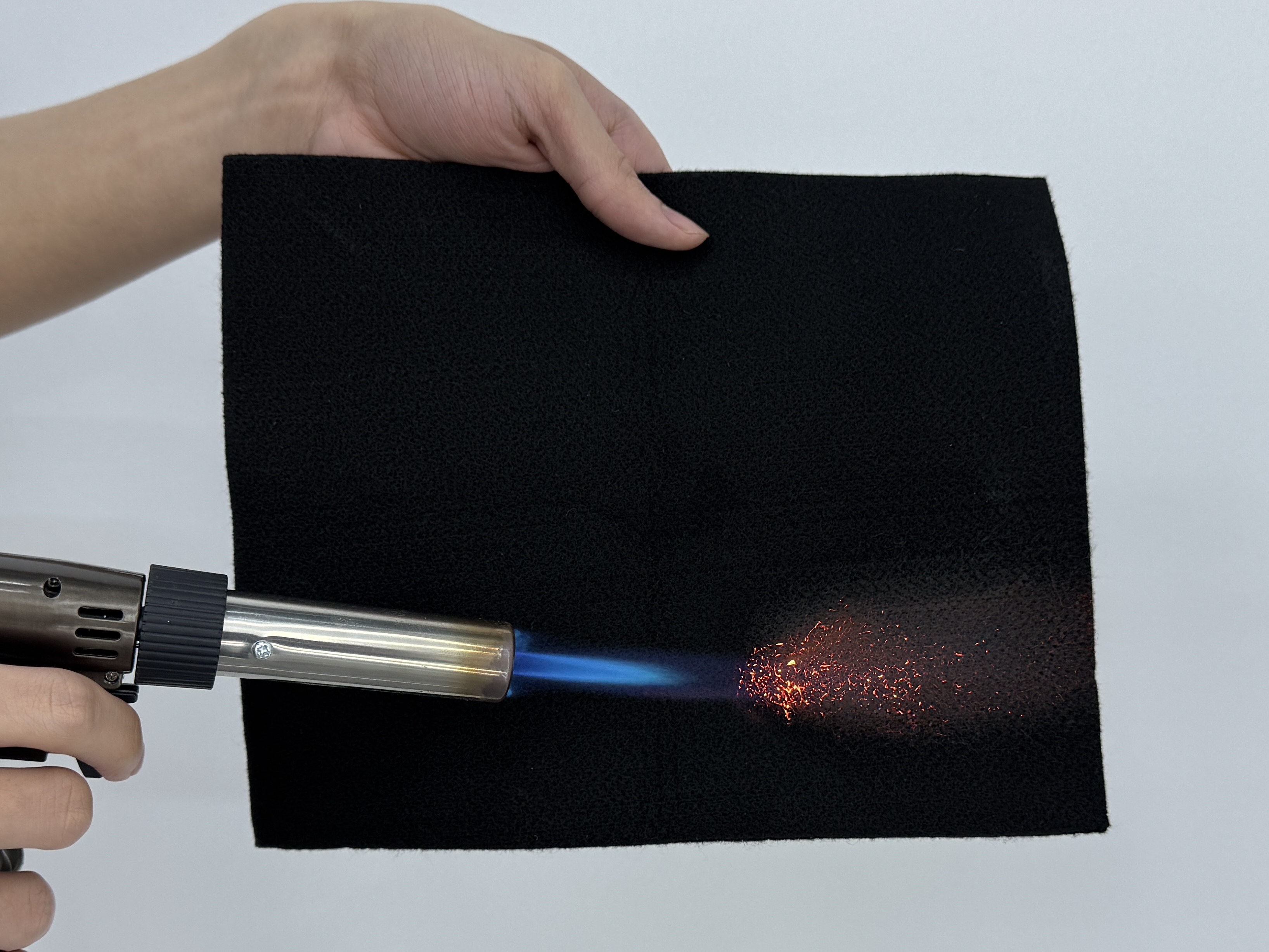 Flame-retardant modacrylic fiber
