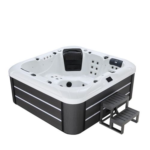 outdoor decks with hot tubs