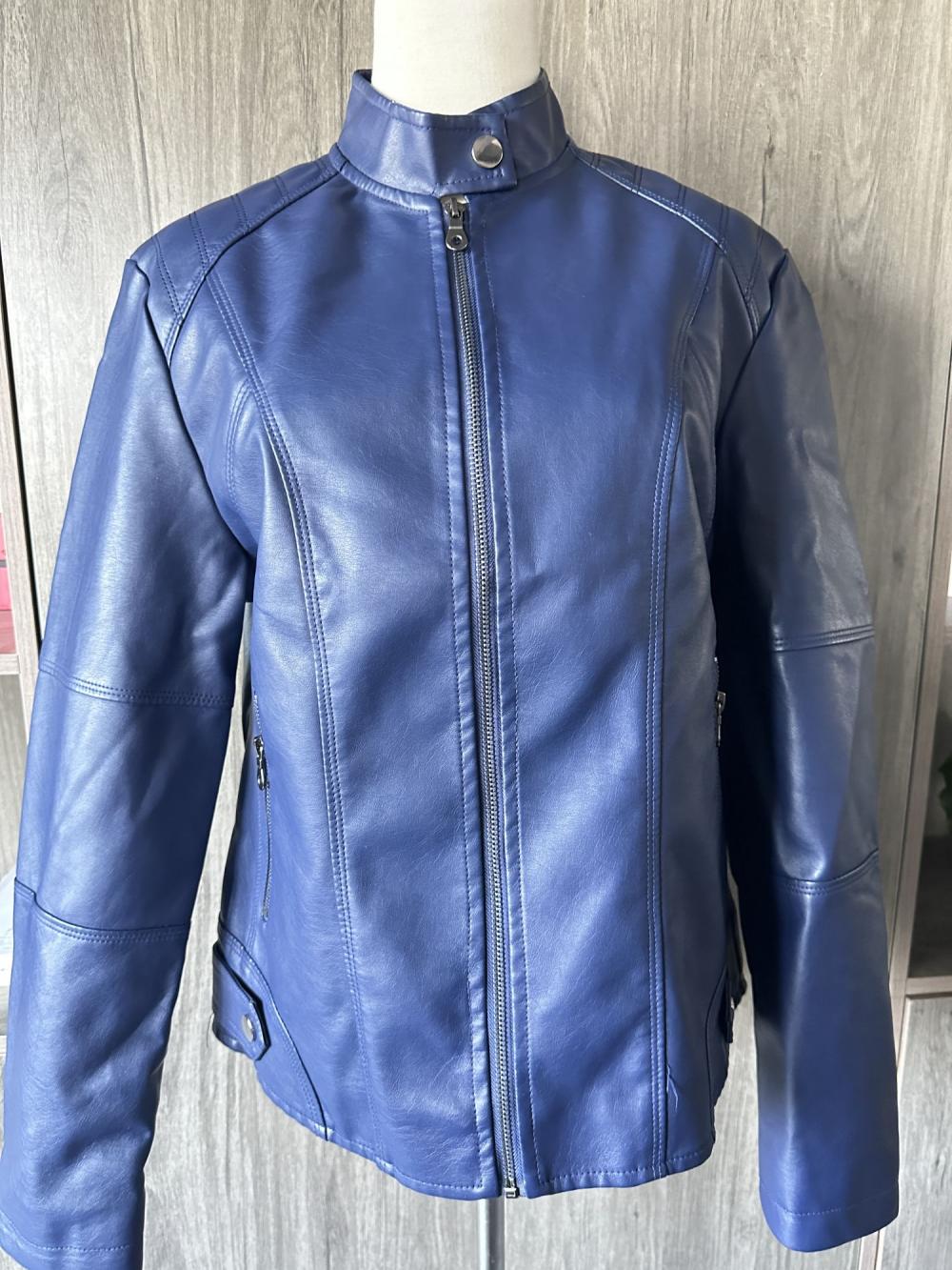 ladies black leather jacket