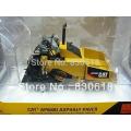 1:50 scale DieCast Model Norscot caterpillar cat AP600D ASPHALT PAVER 55259 Construction vehicles toy