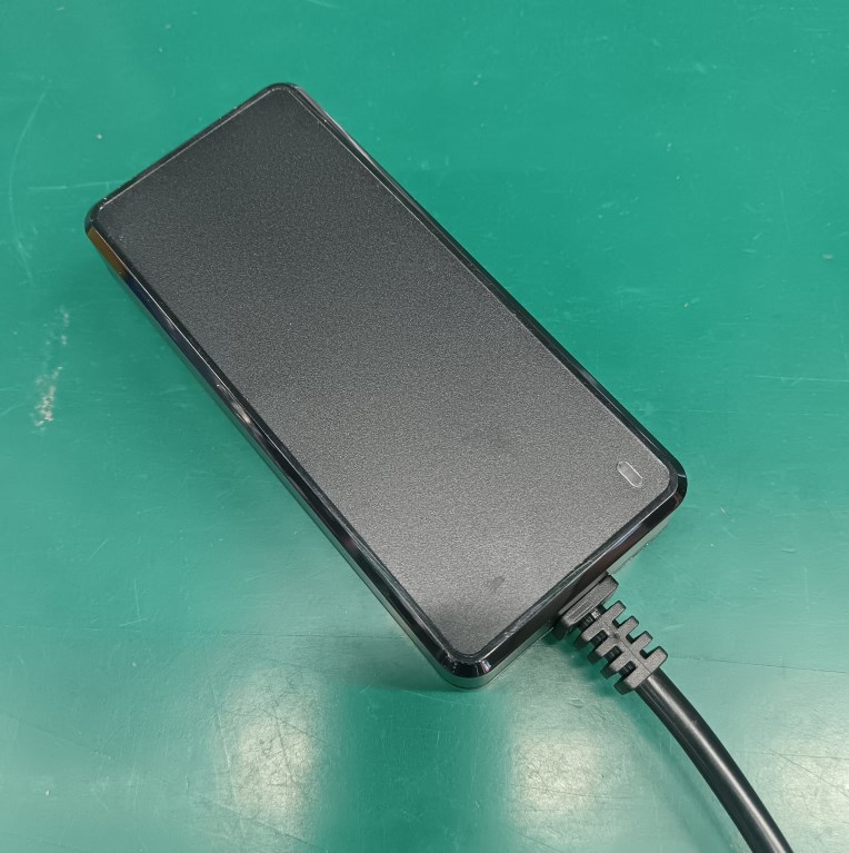 15v 4 Amp Switching Power Adapter Jpg