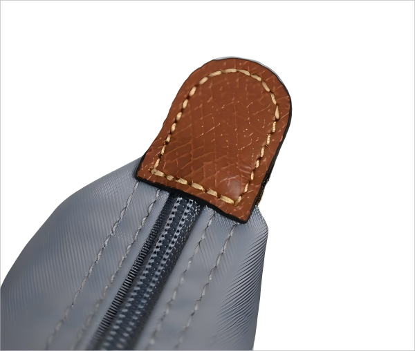 Compact and simple waterproof ladies' handbag