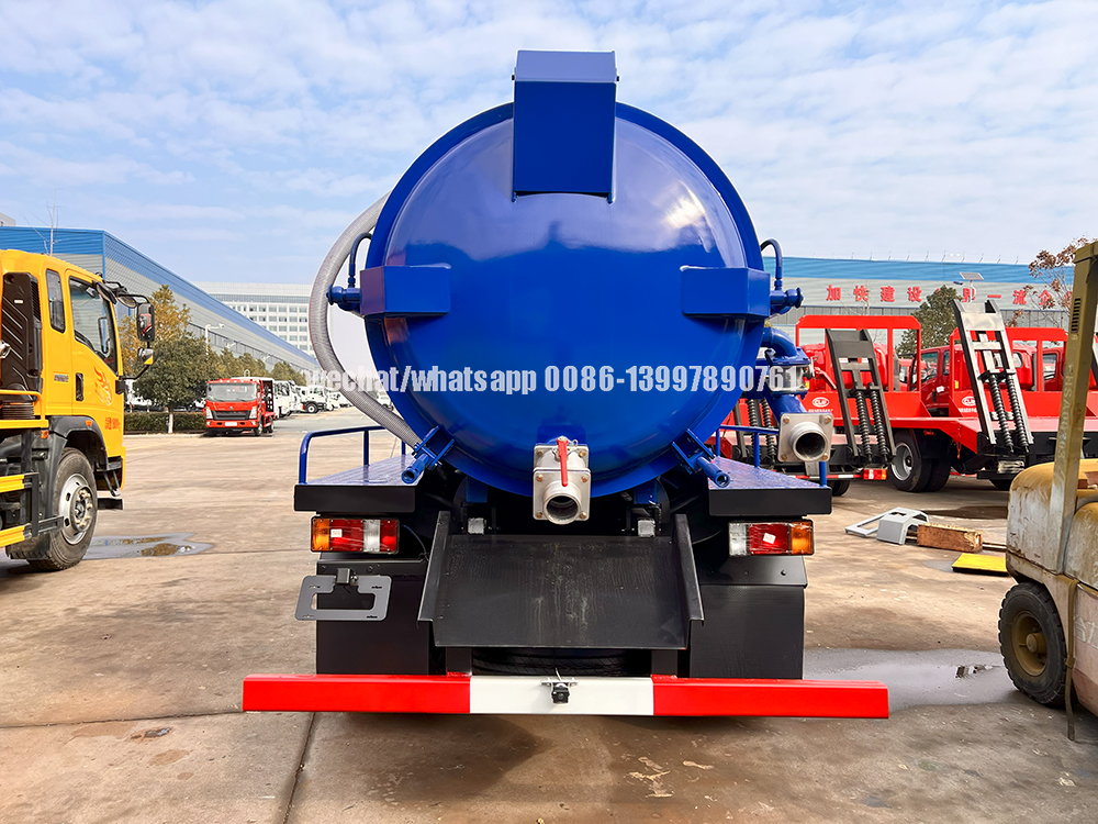 sewer truck