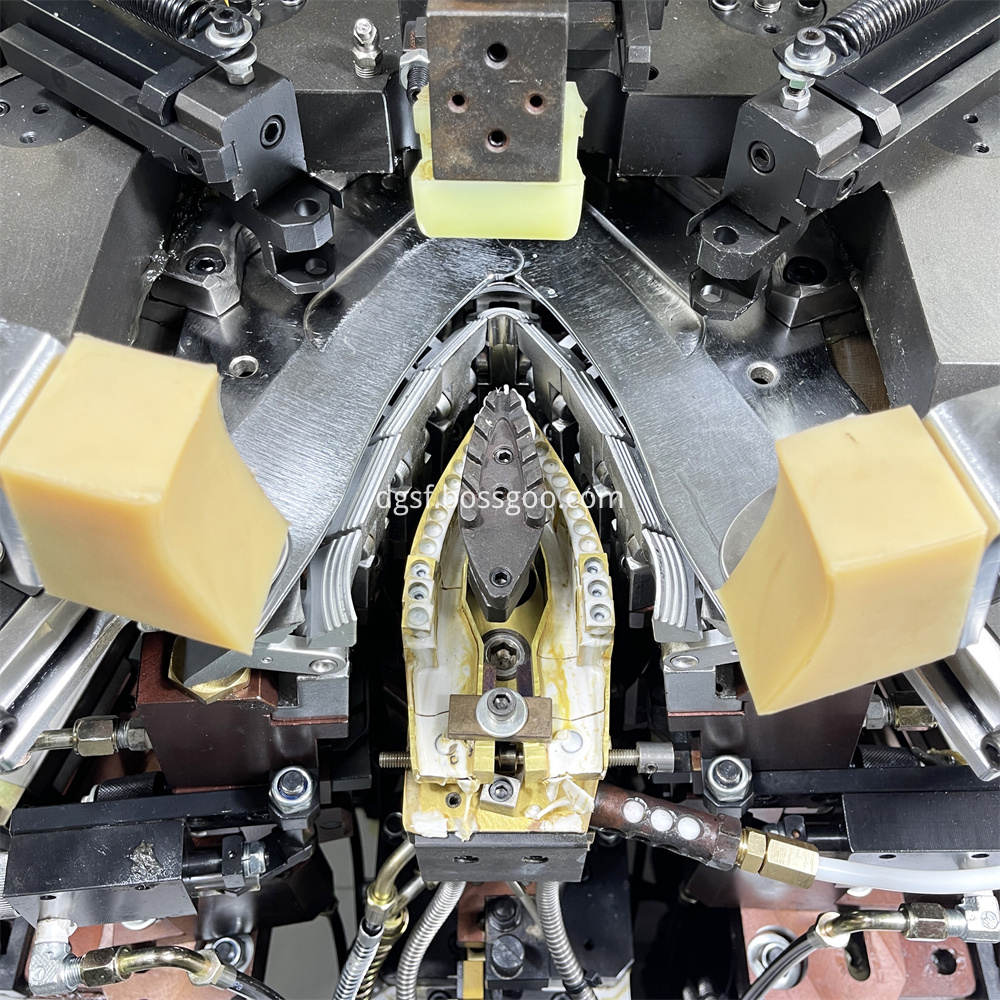 Recondtitioned 9 Pincer Computerized Toe Lasting Machine With Hot Melt 8 Jpg