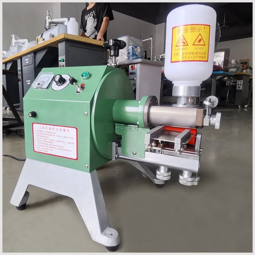 DL-127A Leather Belt Sealed Speed Regulating Gluing Machine Leak-Proof & Adjustable (6)