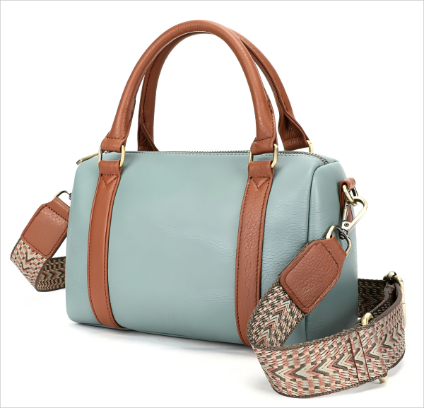 Fashionable commuter lady's crossbody bag