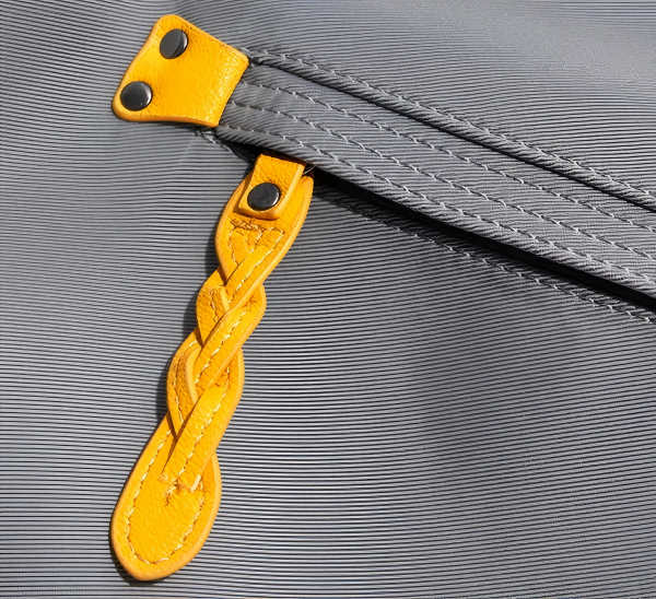 Lightweight Crossbody Single-Shoulder Travel Bag
