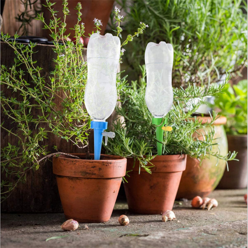 2/4/8 PCS Auto Drip Irrigation Watering System Watering Spike Garden Plants Flower Watering Kits Household Automatic Waterers