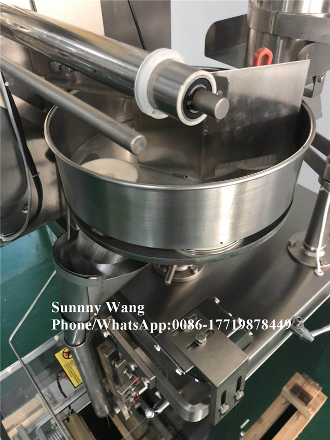 automatic vertical packing machine granular sachet packing machinery for Peanuts, melon seeds, broad beans, green beans etc