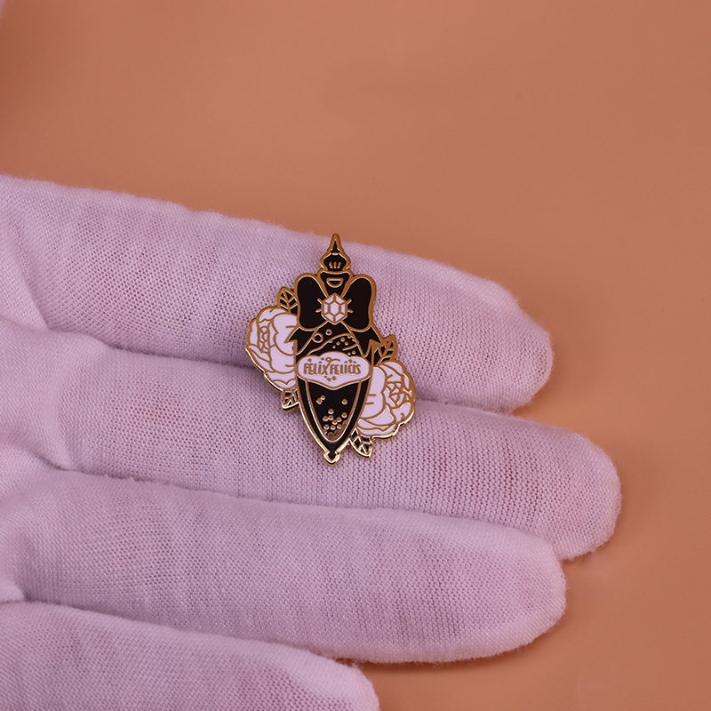 Felix Felicis enamel pin Magic Potion brooch
