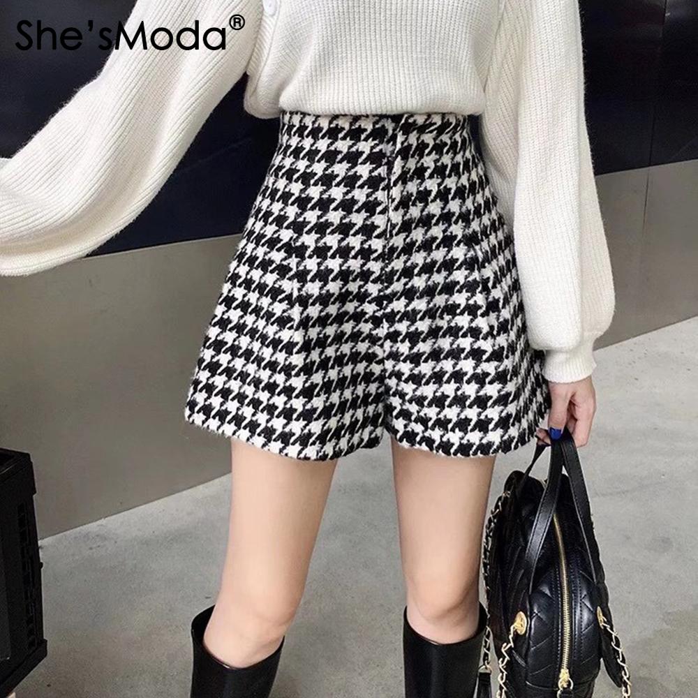 She'sModa 2020 New Woolen Blends Plaid New Autumn Winter Women's Shorts Plus Size