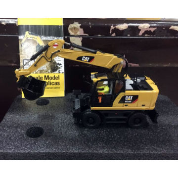 Caterpillar Cat M318F Wheeled Excavator 1/50 Scale Metal Model Construction By Diecast Masters DM85508