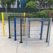Square welded wire mesh fence for farming