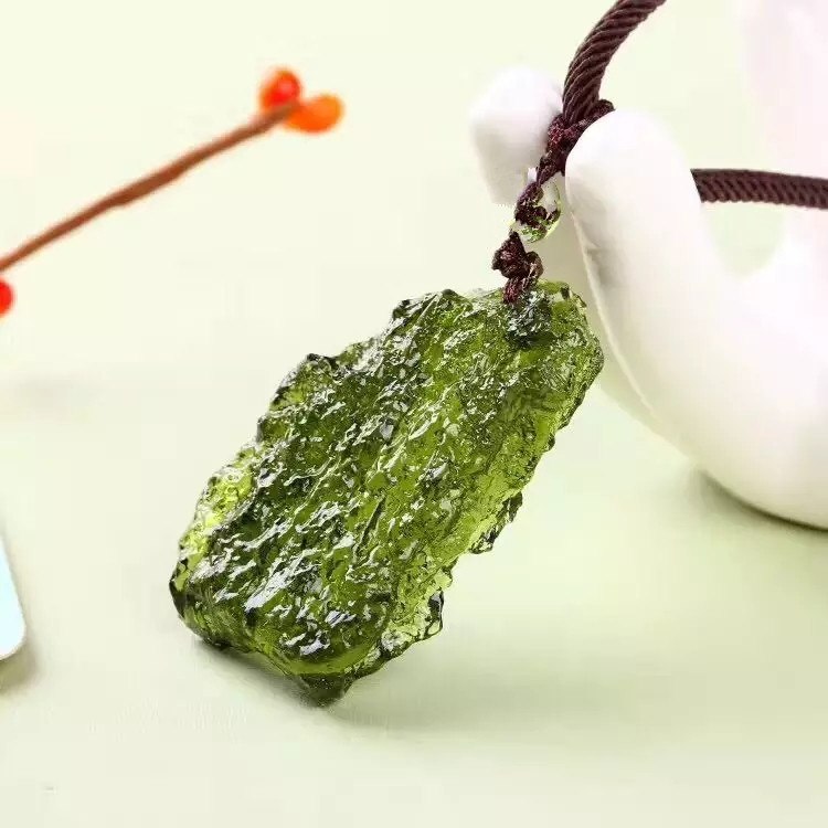 Hot Sale A++ Natural Moldavite green aerolites crystal stone pendant energy apotropaic4g-6g/ lot+ free rope Unique Necklace