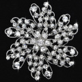 New Arrivals BRIDESMAID FLOWER GIRL WEDDING Alloy Metal Rhinestone Brooches factory wholesale price