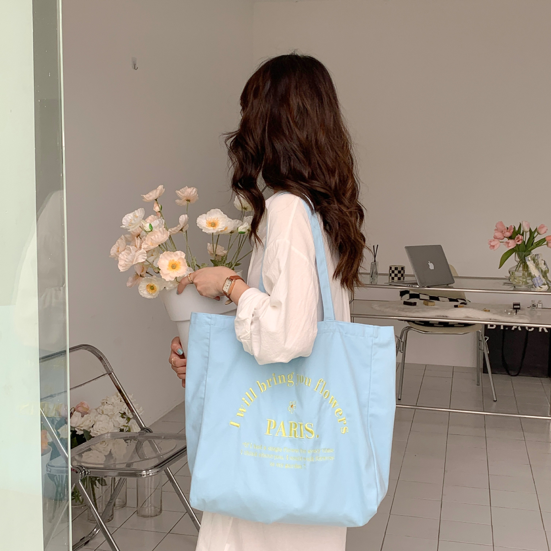 large canvas tote bag with pockets