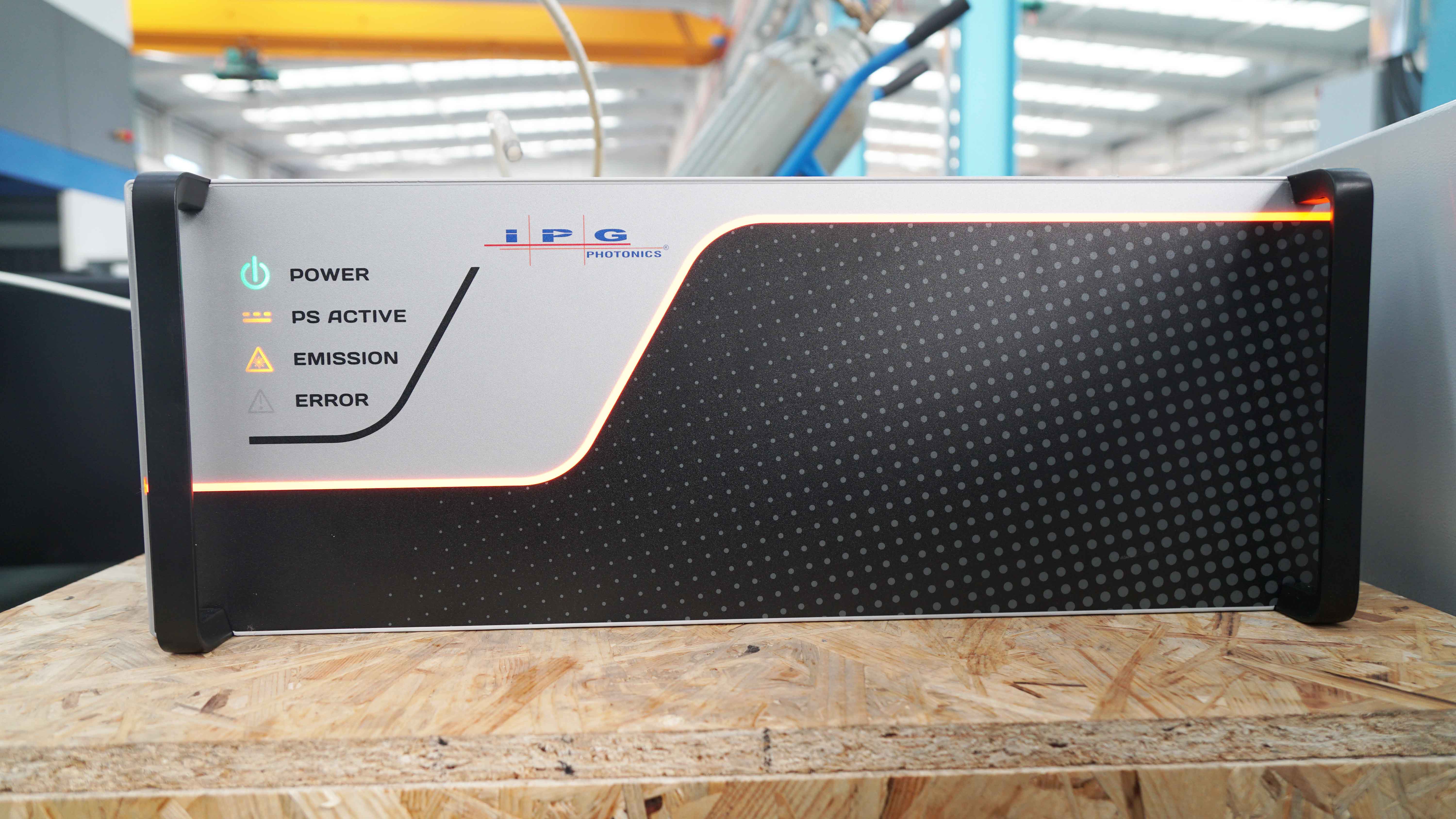 laser cutting machine