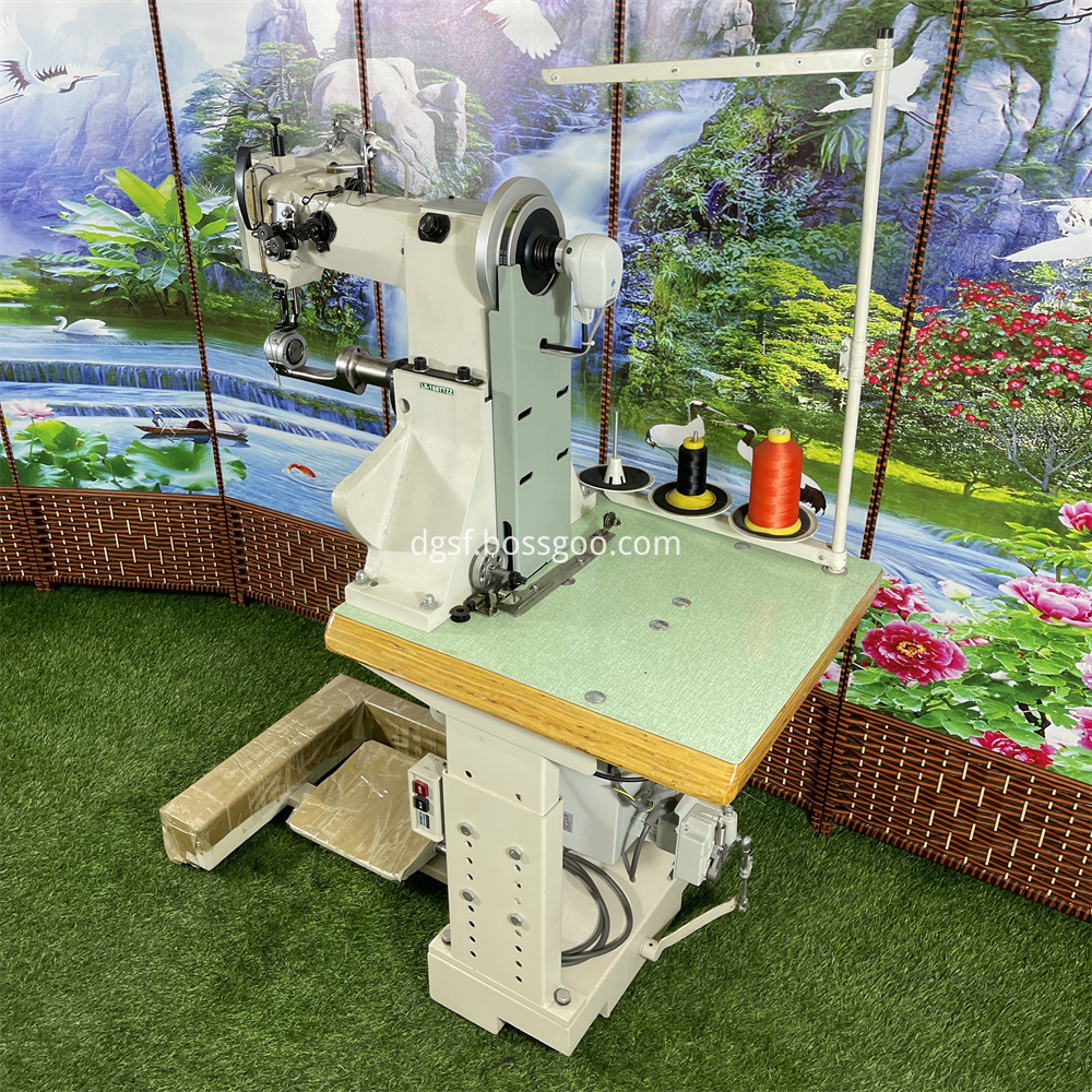 Double Needle And Double Hook Boots Sewing Machine 4 Jpg