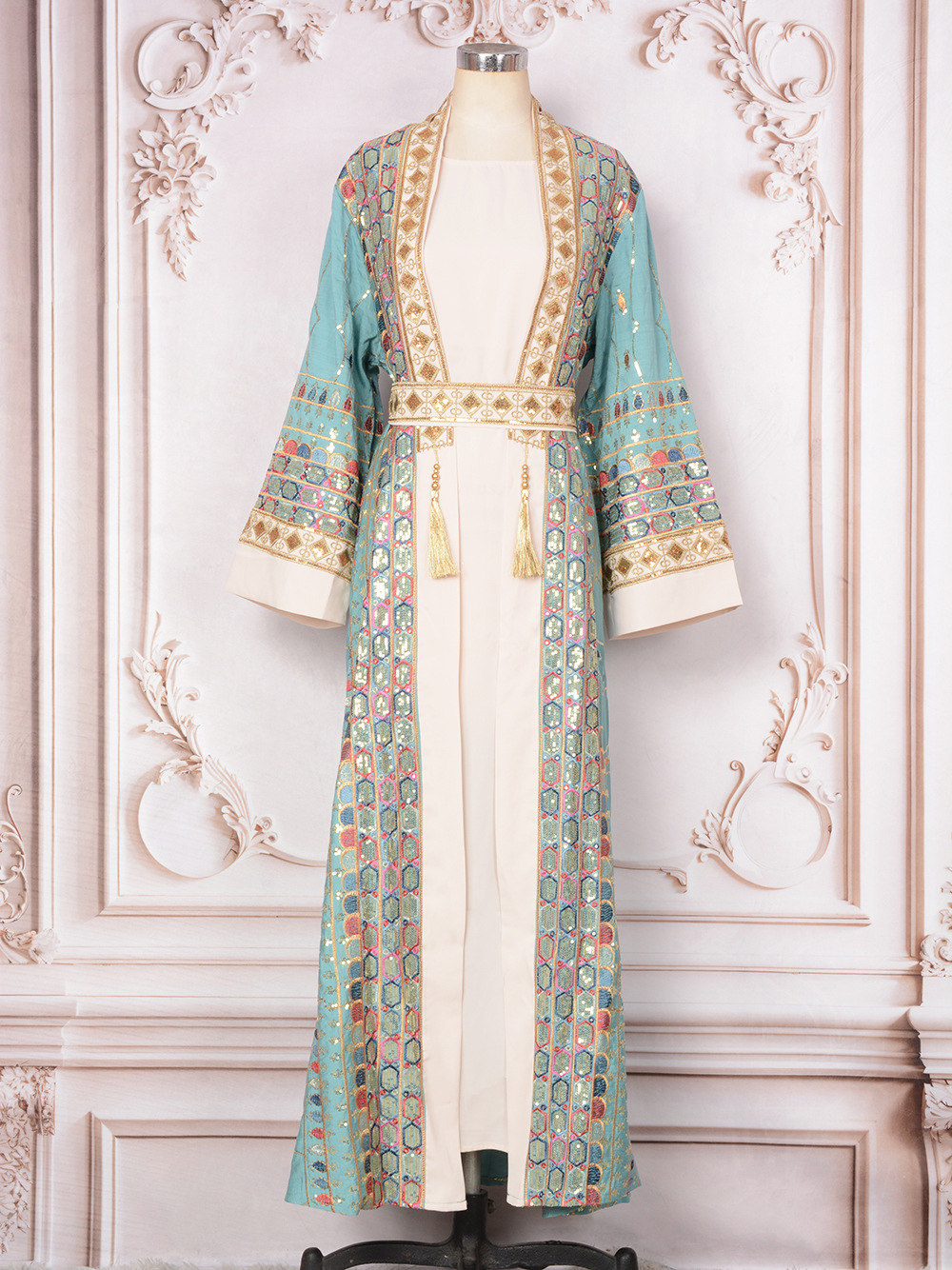 Elegant Islamic Evening Abaya with Tassel Embroidery
