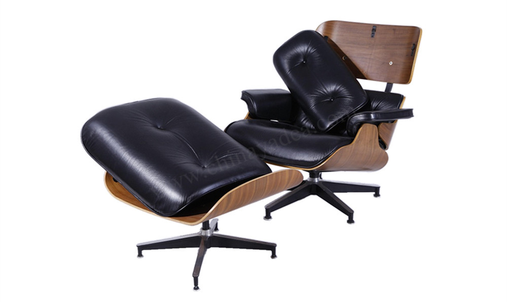 Eames lounge chair