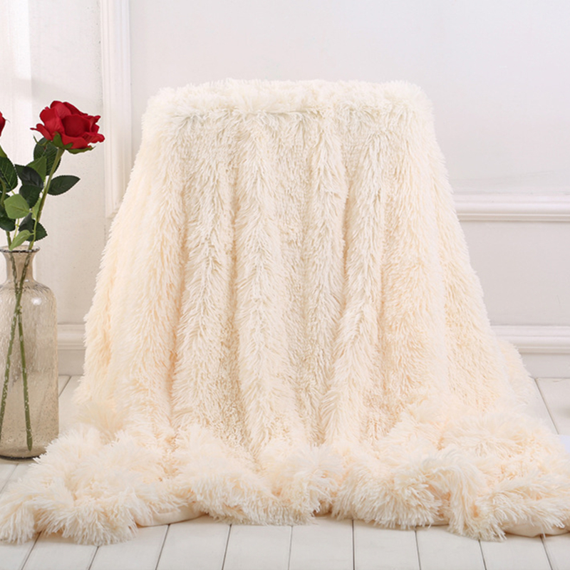 Soft Fur Throw Blanket on the Couch Long Shaggy Fuzzy Fur Faux Bed Sofa Blankets Warm Cozy With Fluffy Sherpa