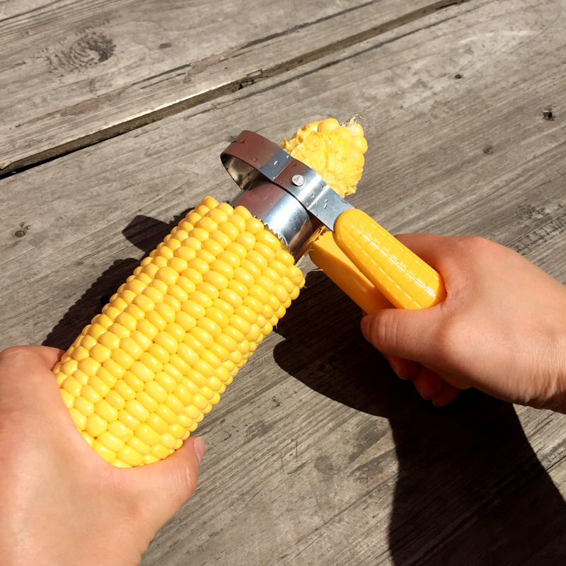 HOT SALE Household MultifuncTional Corn Peeling Artifact Handheld Stainless Steel Corn Granulator