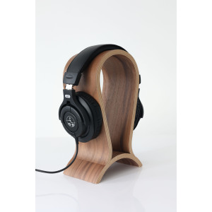Lightweight Closed Cup Headphones for Everyday Use