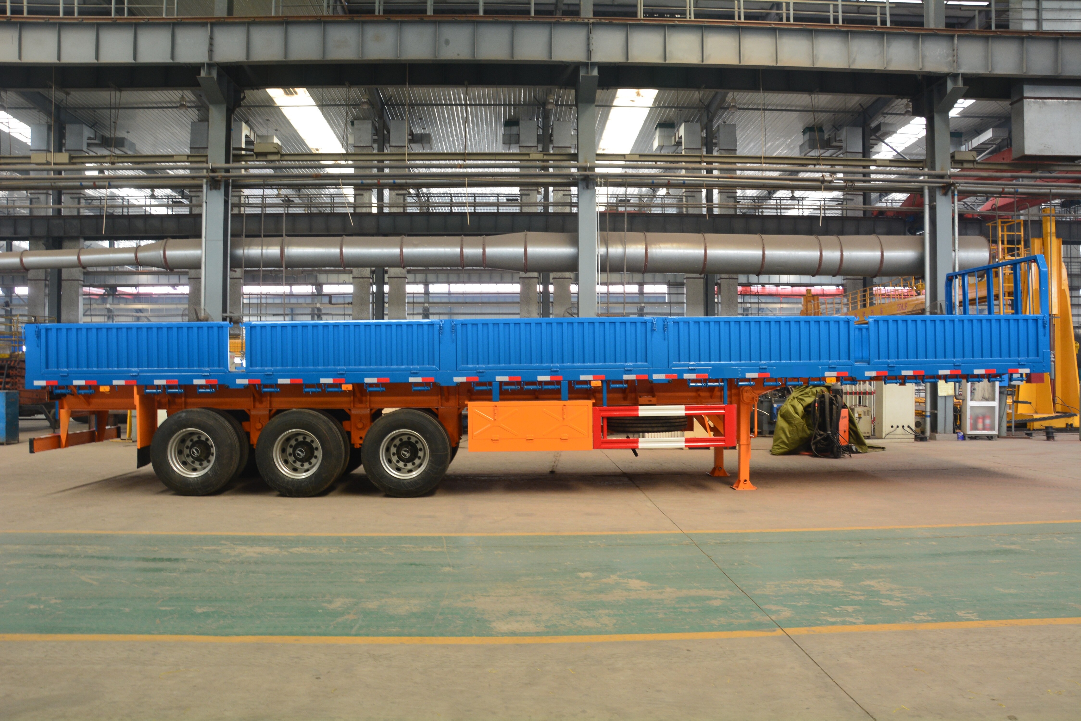 3 axles Sidewall Semi Trailer
