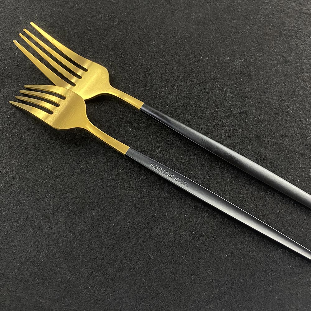 20Pcs Dinnerware Set Black Gold Tableware Matte Knife Spoon Fork Cutlery Set Stainless Steel Kitchen Silverware Flatware Set