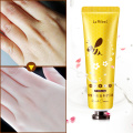 LAMILEE Honey Milk Hand Cream Anti-Dryness Moisturizing Anti-chapping whitening Hand care 30g Hydrating for Winter Repair