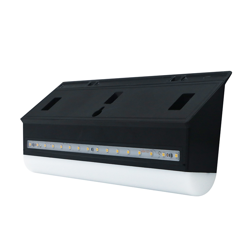 Solar Yard Wall Light